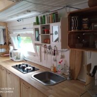 Kroatien - Holz Tiny House für 5 Personen mit Badewanne, Balkons, Dachfenstern